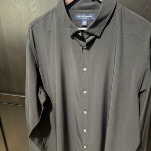 Mizzen+Main Black Button Down Shirt